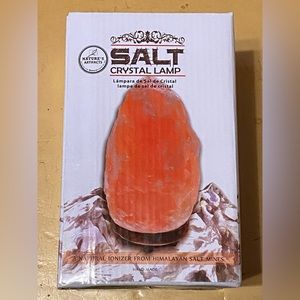 Brand new salt lamp